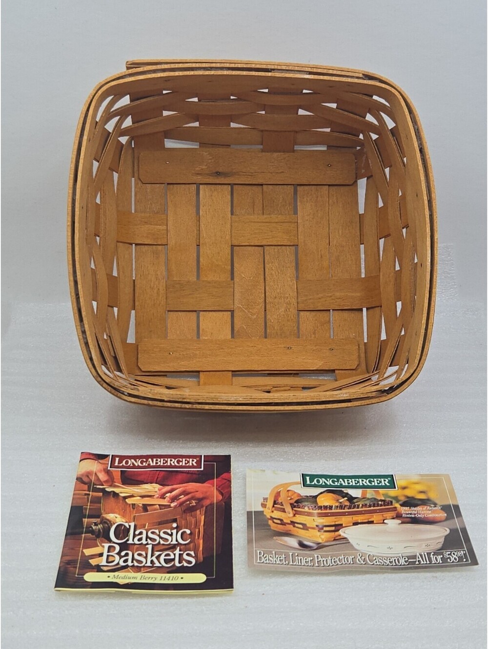 Longaberger Medium Berry Basket #11410 With Original Product Card 1997 Vintage